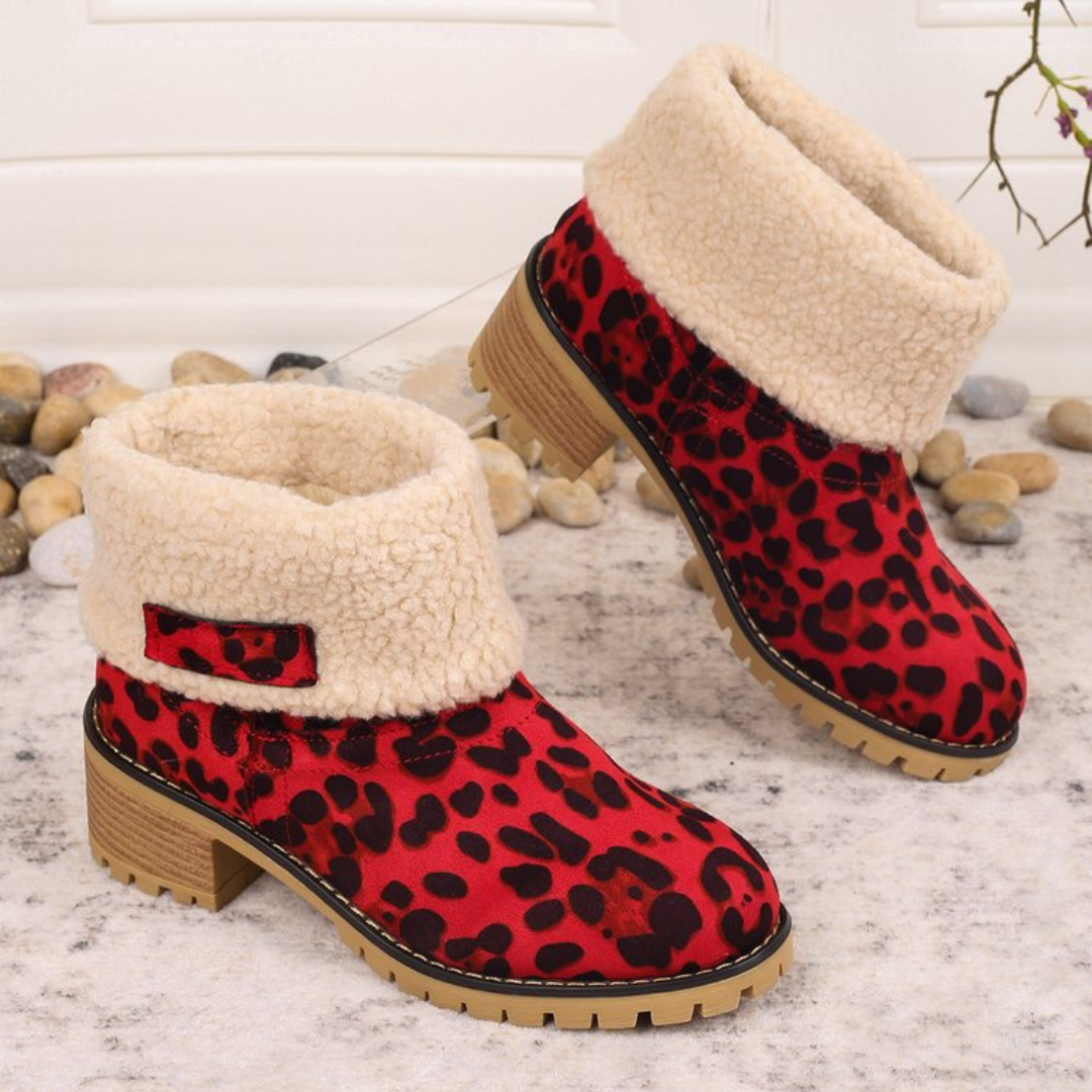 Almira vinterstövlett med klack och 2-i-1-design