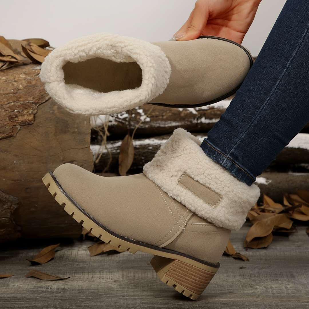 Almira vinterstövlett med klack och 2-i-1-design